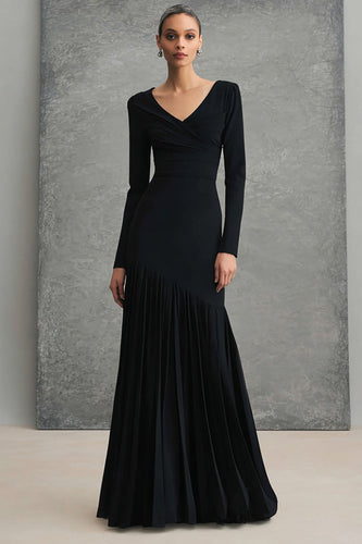 Black Pleated V-Neck Long Sleeves Formal Dress