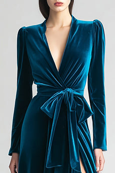 Peacock Blue A Line Ruched Velvet Long Sleeves Holiday Party Dress with Sash