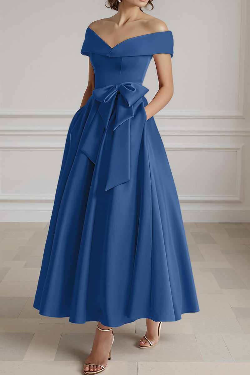 Load image into Gallery viewer, Burgundy A Line Off the Shoulder Long Mother of the Bride Dress with Bow