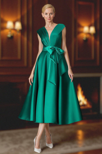 Green Tea Length Satin Mother of the Bride Dress with Bow