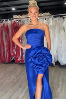Load image into Gallery viewer, Royal Blue Sheath Strapless Satin Long Prom Dress with 3D Flower