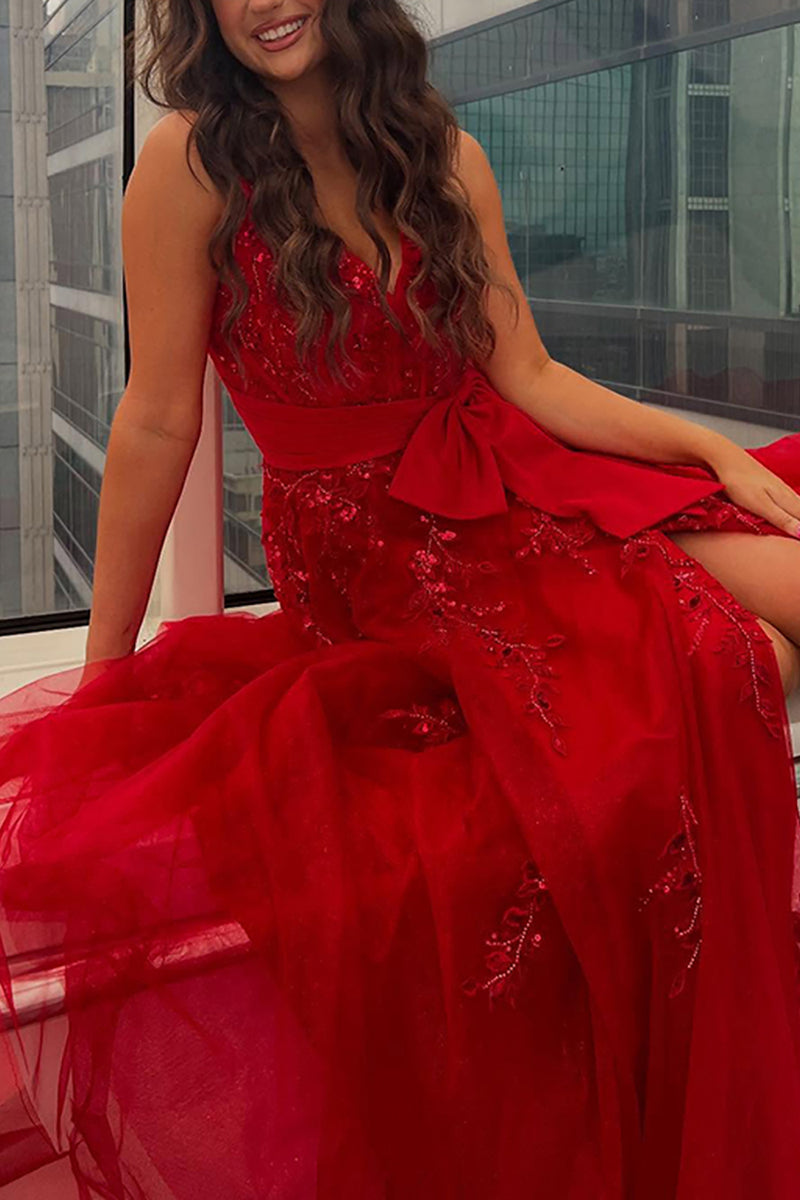 Load image into Gallery viewer, Red A Line Spaghetti Straps Appliqued Long Prom Dress with Bow
