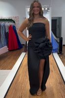 Load image into Gallery viewer, Strapless Black Mermaid Ruched Long Prom Dress with 3D Flower