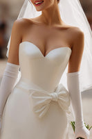 Load image into Gallery viewer, Ivory Short Corset Sweetheart Wedding Dress with Bow