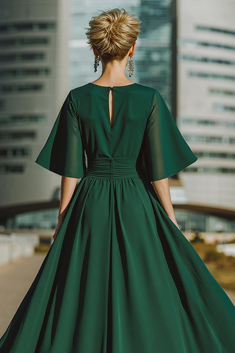 Load image into Gallery viewer, Round Neck Dark Green Long Mother of the Bride Pantsuits with Cape