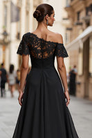 Load image into Gallery viewer, One Shoulder Black A Line Long Mother of the Bride Dress with Lace