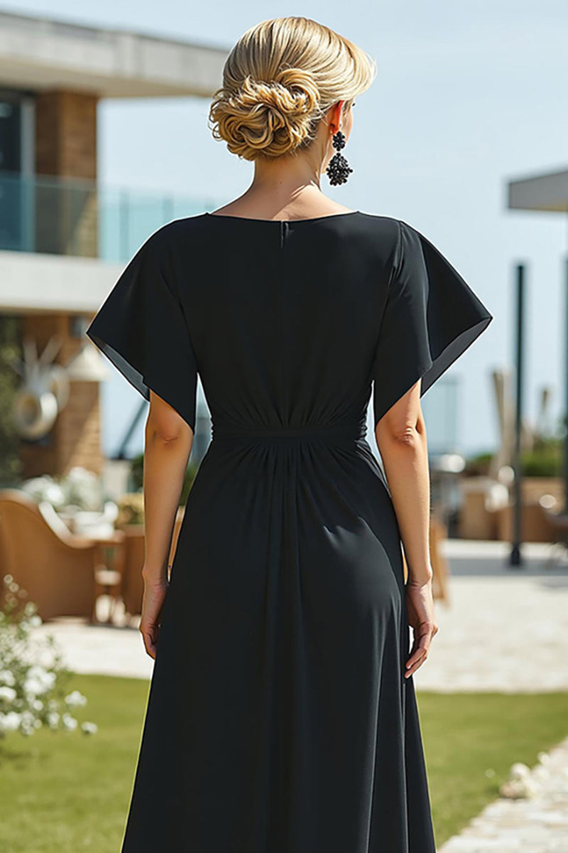 Load image into Gallery viewer, Bateau Neck Black Sheath Long Mother of the Bride Dress