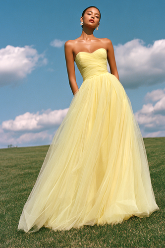 Light Yellow Princess Sweetheart Tulle Long Prom Dress