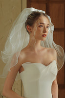 Load image into Gallery viewer, Tulle Ivory Short Bridal Veil