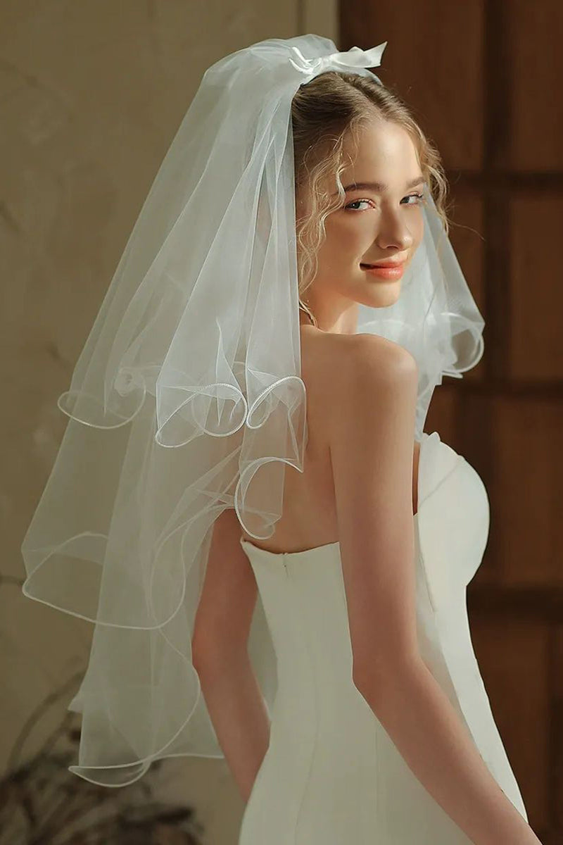 Load image into Gallery viewer, Ivory Bow Short Tulle Wedding Veil