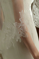 Load image into Gallery viewer, Ivory Tier Tulle Floral Midi Wedding Veil with Appliques