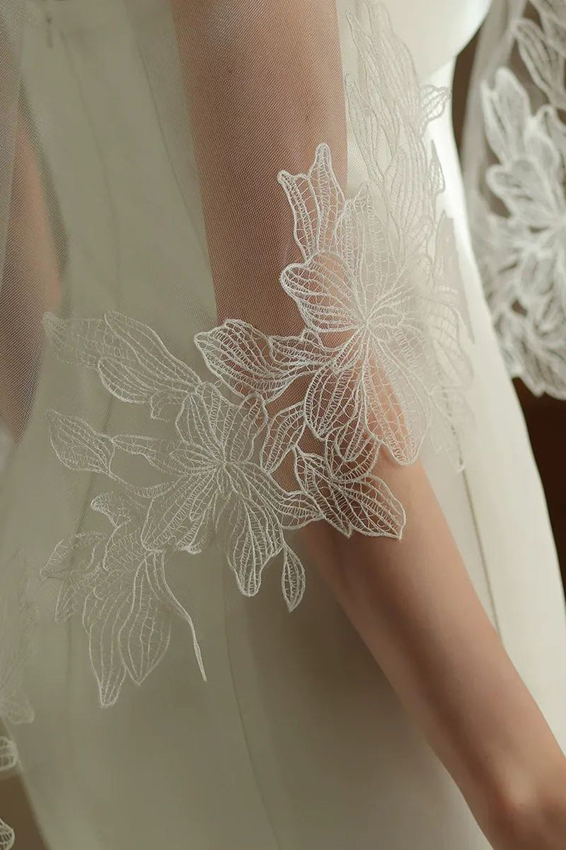 Load image into Gallery viewer, Ivory Tier Tulle Floral Midi Wedding Veil with Appliques