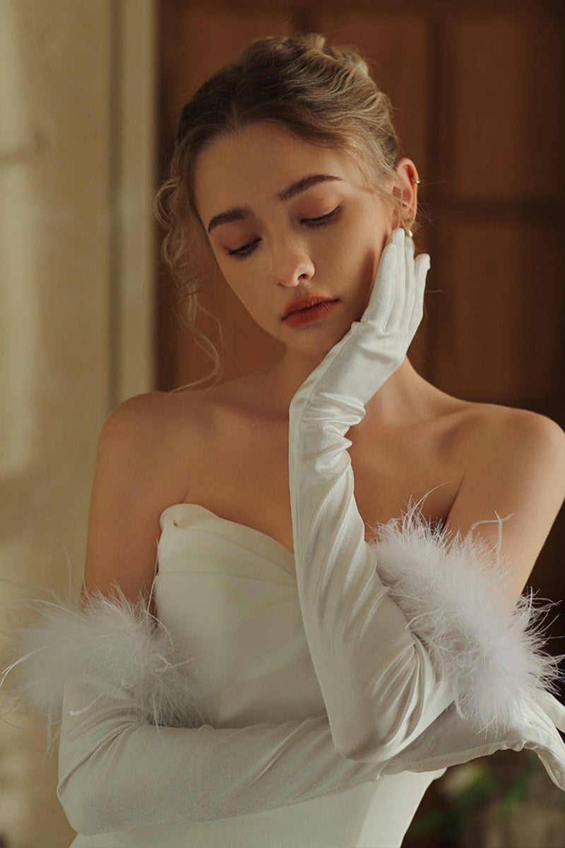 Load image into Gallery viewer, Bridal White Gloves with Feathers