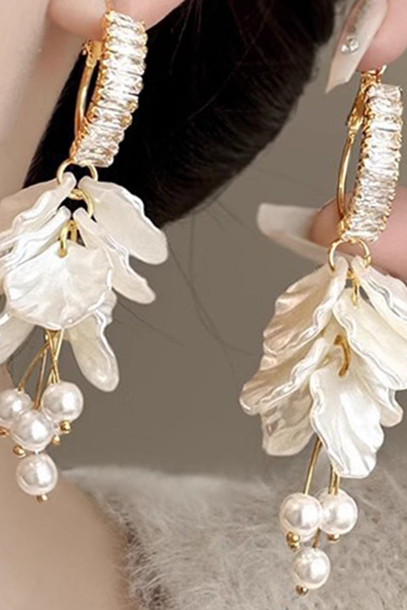 Load image into Gallery viewer, White Sparkly Prom Drop Earrings with Pearls