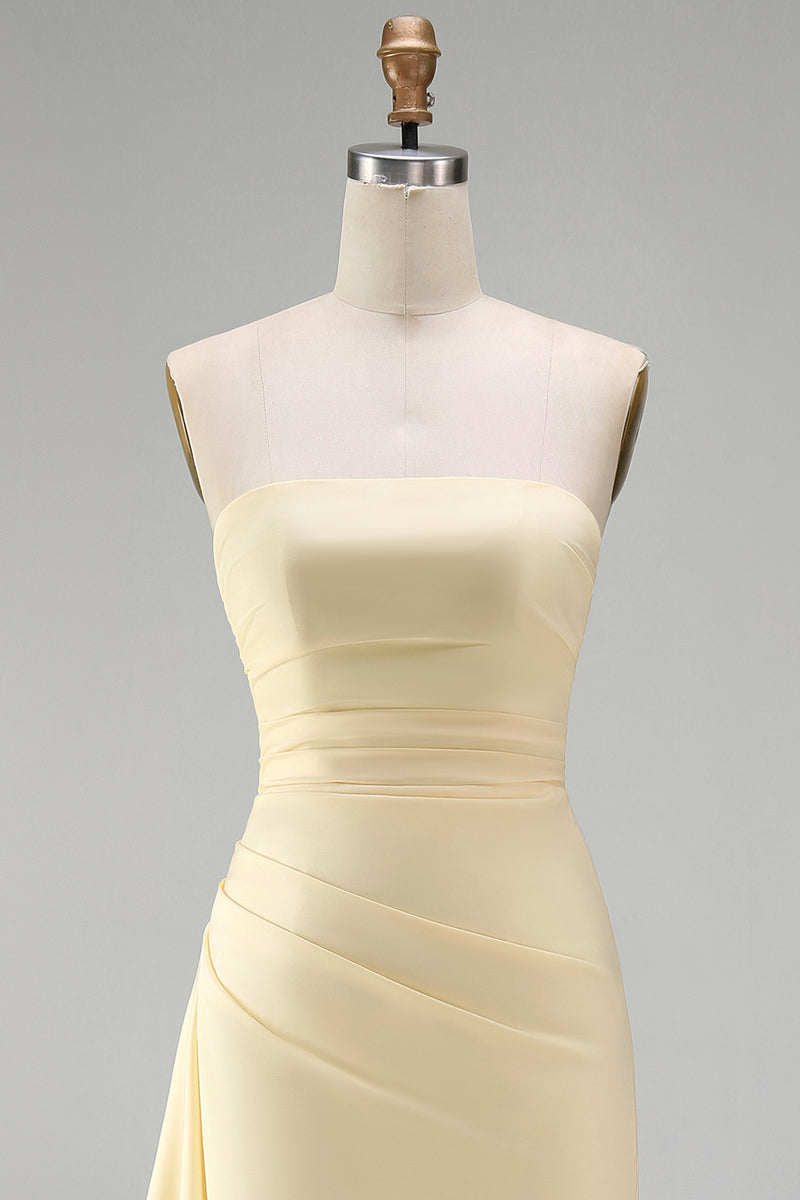 Load image into Gallery viewer, Light Yellow Strapless Ruffled Satin Sheath Long Formal Dress with Slit