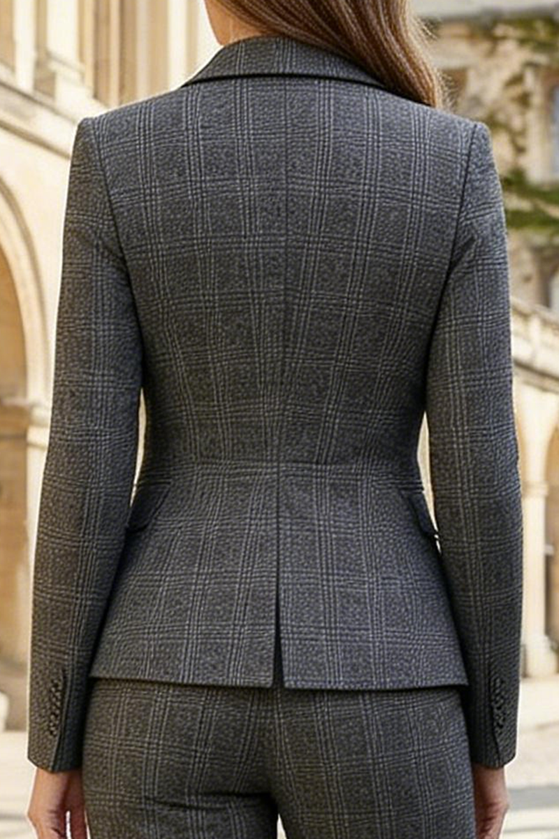 Load image into Gallery viewer, 2 Piece Dark Grey Striped Single Breasted Notched Lapel Business Suits