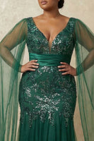 Load image into Gallery viewer, Sparkly Dark Green Plus Size Mermaid Floral Appliqued Long Mother of the Bride Dress with Cape
