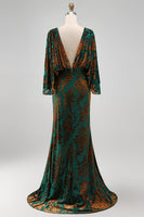 Load image into Gallery viewer, Floral Dark Green Sheath Velvet Boat Neck Long Mother of the Bride Dress with Pockets