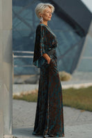 Load image into Gallery viewer, Floral Dark Green Sheath Velvet Boat Neck Long Mother of the Bride Dress with Pockets
