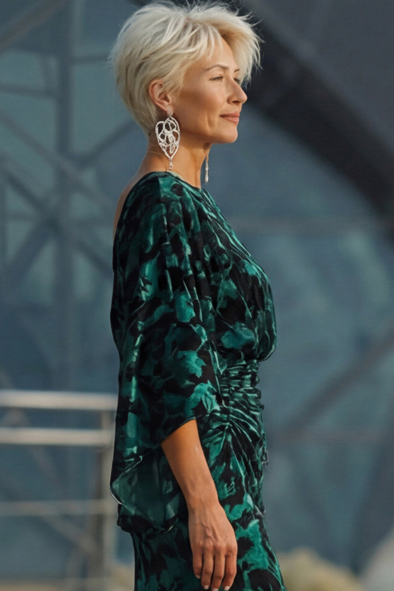 Load image into Gallery viewer, Floral Peacock Blue Boat Neck Velvet Sheath Long Mother of the Bride Dress with Pockets