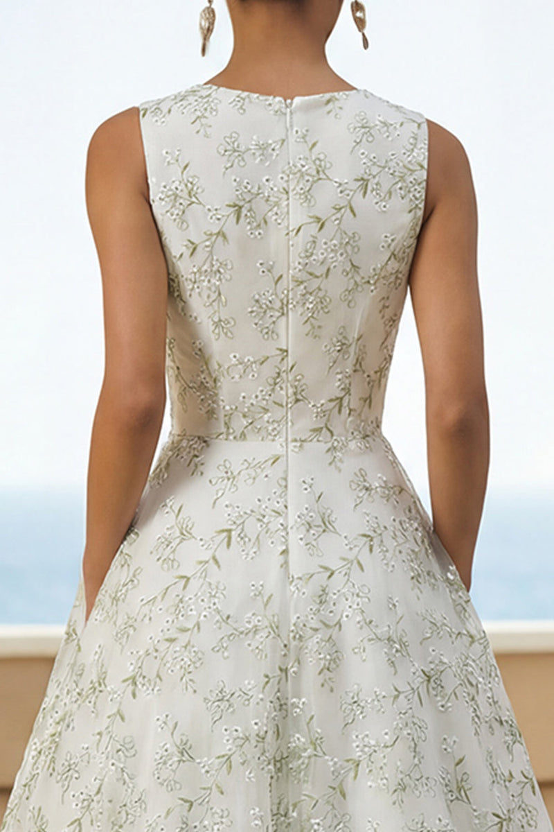 Load image into Gallery viewer, Light Green A Line Floral Maxi Round Neck Formal Dress