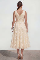 Load image into Gallery viewer, White A Line V-Neck Ruched Floral Maxi Wedding Guest Dress with Bow