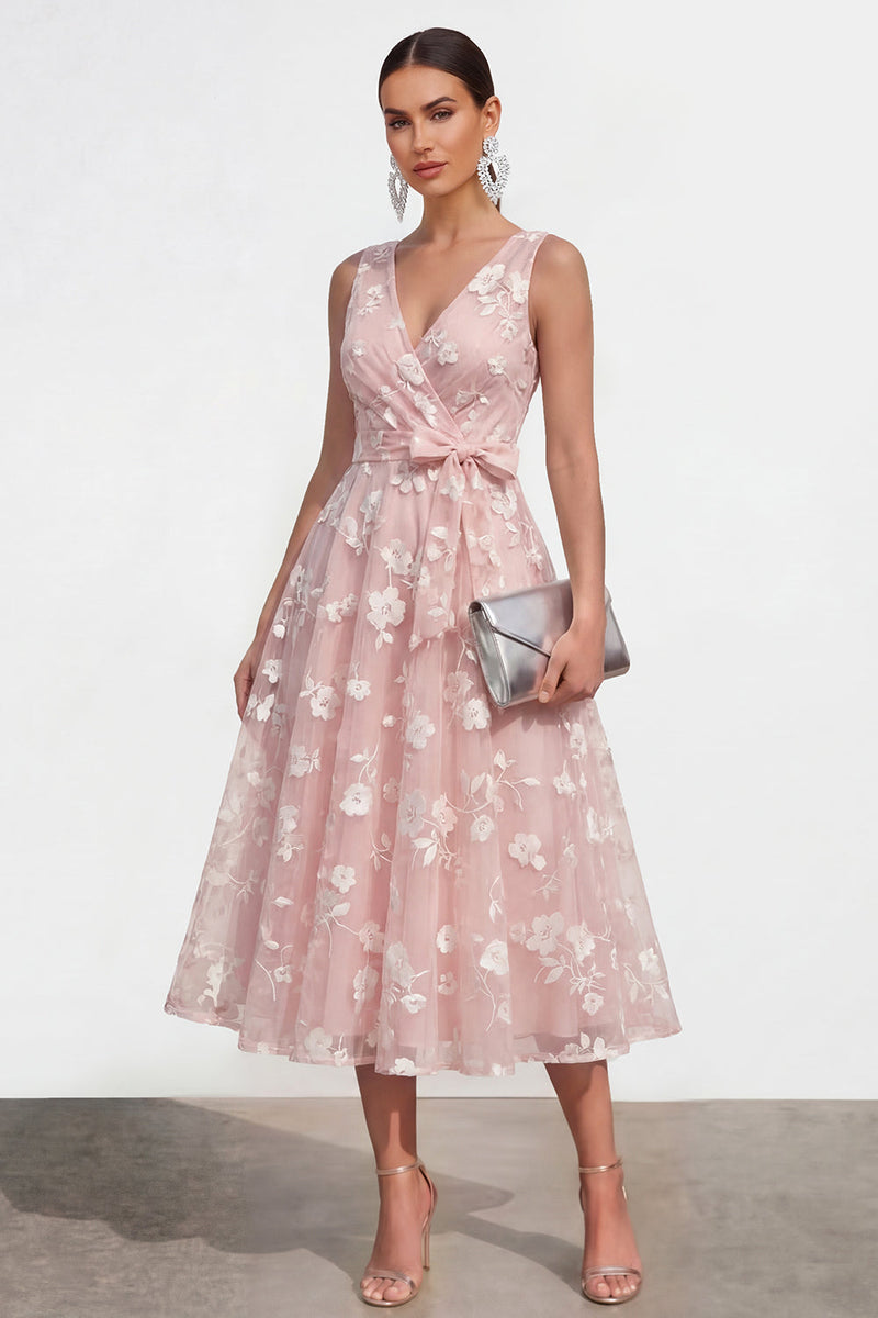 Load image into Gallery viewer, White A Line V-Neck Ruched Floral Maxi Wedding Guest Dress with Bow