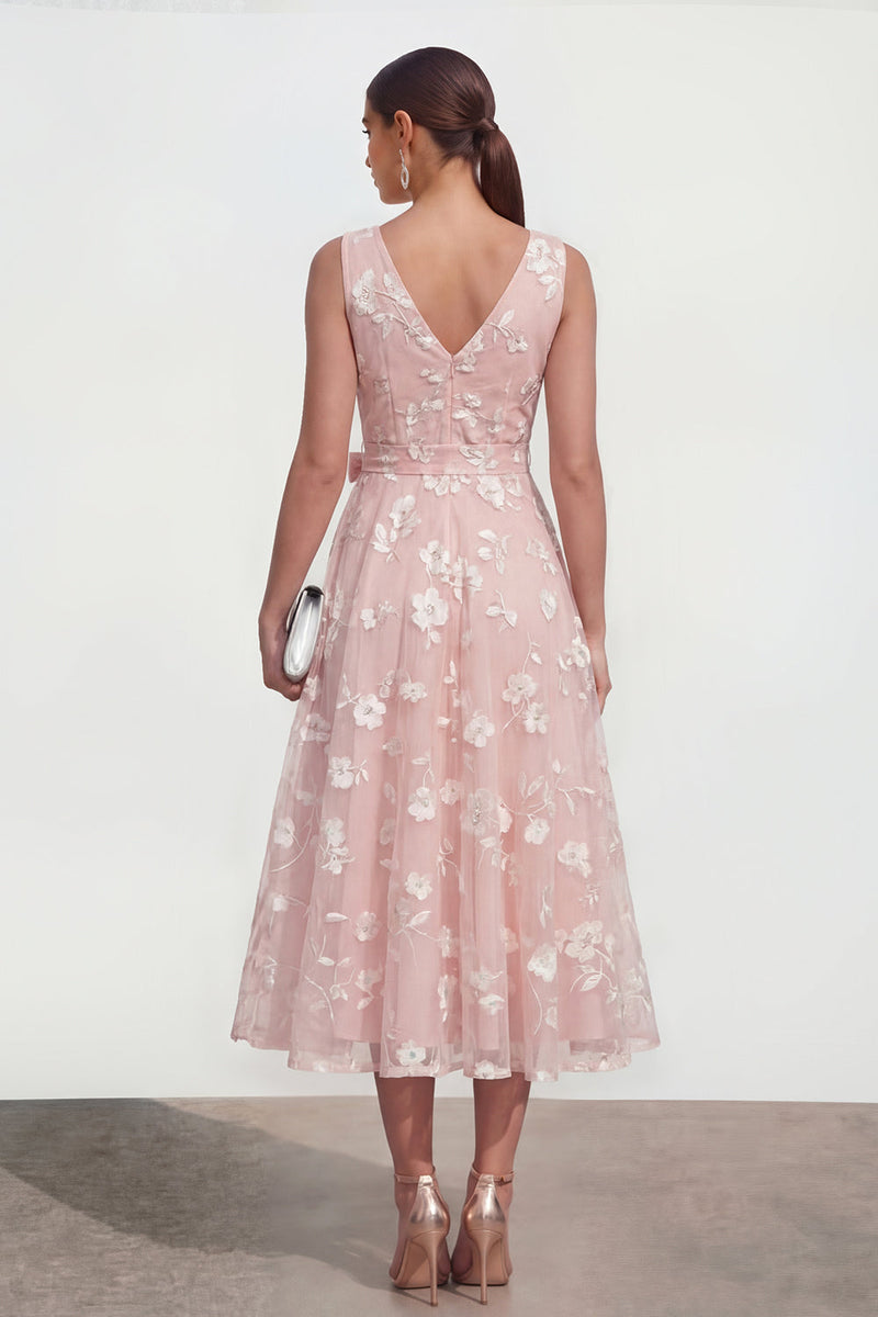 Load image into Gallery viewer, White A Line V-Neck Ruched Floral Maxi Wedding Guest Dress with Bow