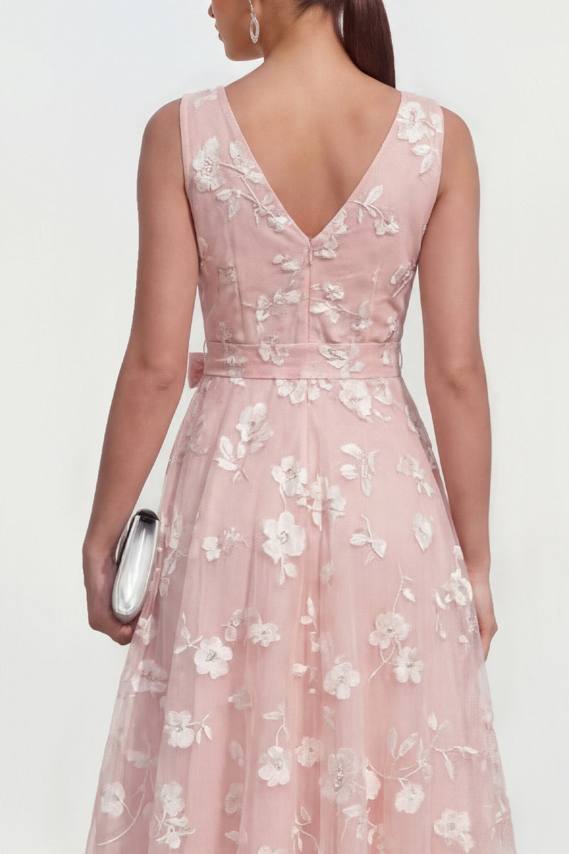 Load image into Gallery viewer, White A Line V-Neck Ruched Floral Maxi Wedding Guest Dress with Bow