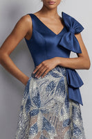 Load image into Gallery viewer, A Line Sparkly Navy Beaded Long Mother of the Bride Dress with Bow