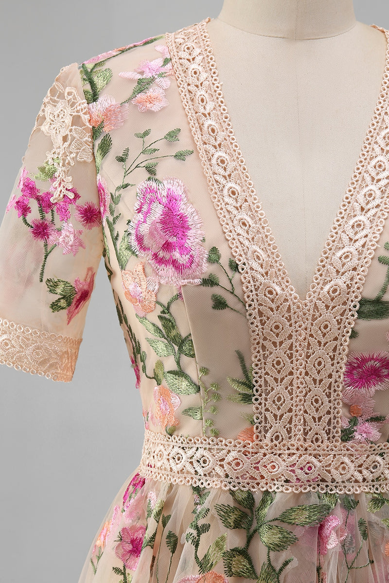 Load image into Gallery viewer, Ruffled A Line Maxi Blush Floral Wedding Guest Dress with Lace