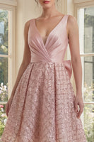 Load image into Gallery viewer, A Line Sparkly V-Neck Blush Short Sequin Ruched Birthday Party Dress with Bow