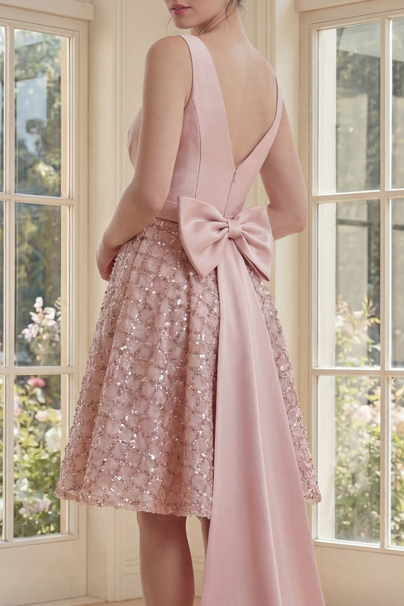 Load image into Gallery viewer, A Line Sparkly V-Neck Blush Short Sequin Ruched Birthday Party Dress with Bow