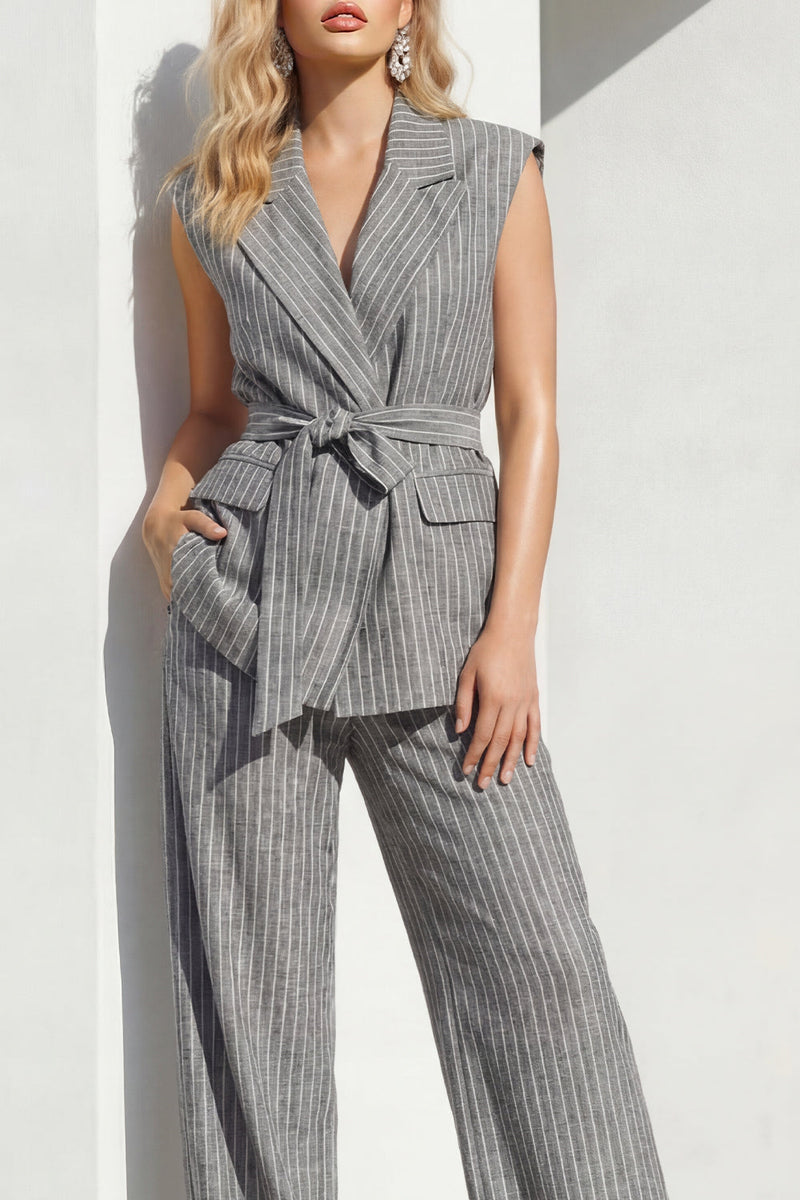 Load image into Gallery viewer, Peak Lapel Grey 2 Piece Wide Leg Striped Women Business Suits with Pockets