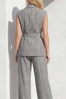 Load image into Gallery viewer, Peak Lapel Grey 2 Piece Wide Leg Striped Women Business Suits with Pockets