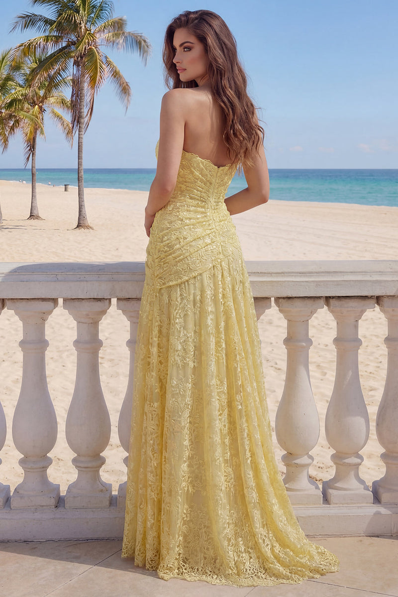 Load image into Gallery viewer, Floral Sweetheart Butter Yellow Lace Long Sheath Ruched Prom Dress