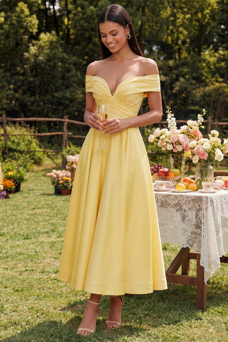 Load image into Gallery viewer, Off the Shoulder Butter Yellow A Line Ruched Maxi Beach Formal Dress
