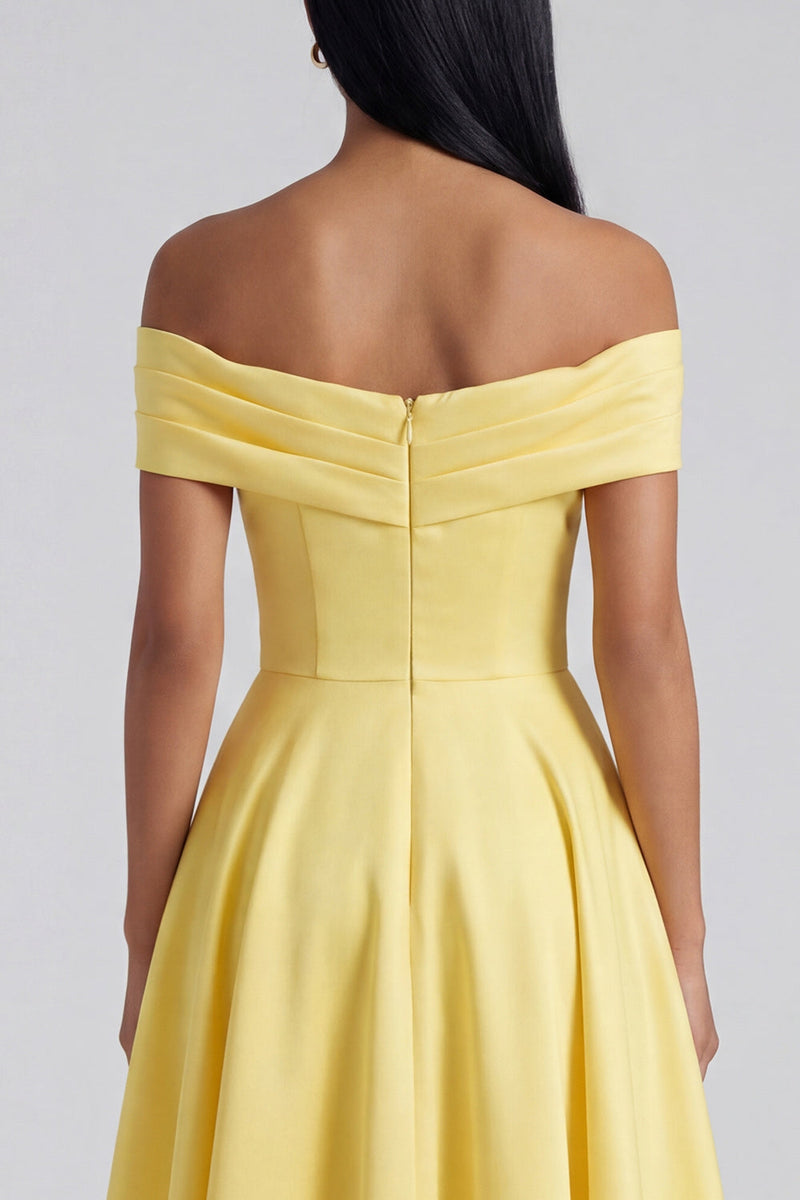 Load image into Gallery viewer, Off the Shoulder Butter Yellow A Line Ruched Maxi Beach Formal Dress