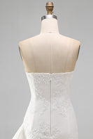 Load image into Gallery viewer, Ruffled A Line Strapless Floral Ivory Short Hen Do Dress with Pearls