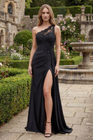 Load image into Gallery viewer, Ruched Appliqued Sheath Long Black Formal Dress with Side Cape