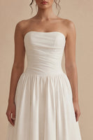 Load image into Gallery viewer, Maxi Strapless White Ruched A Line Beach Wedding Dress