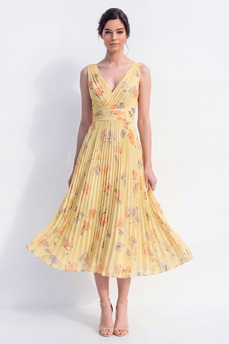 Load image into Gallery viewer, Floral Ruched Butter Yellow A Line Maxi Beach Wedding Guest Dress with Pleats
