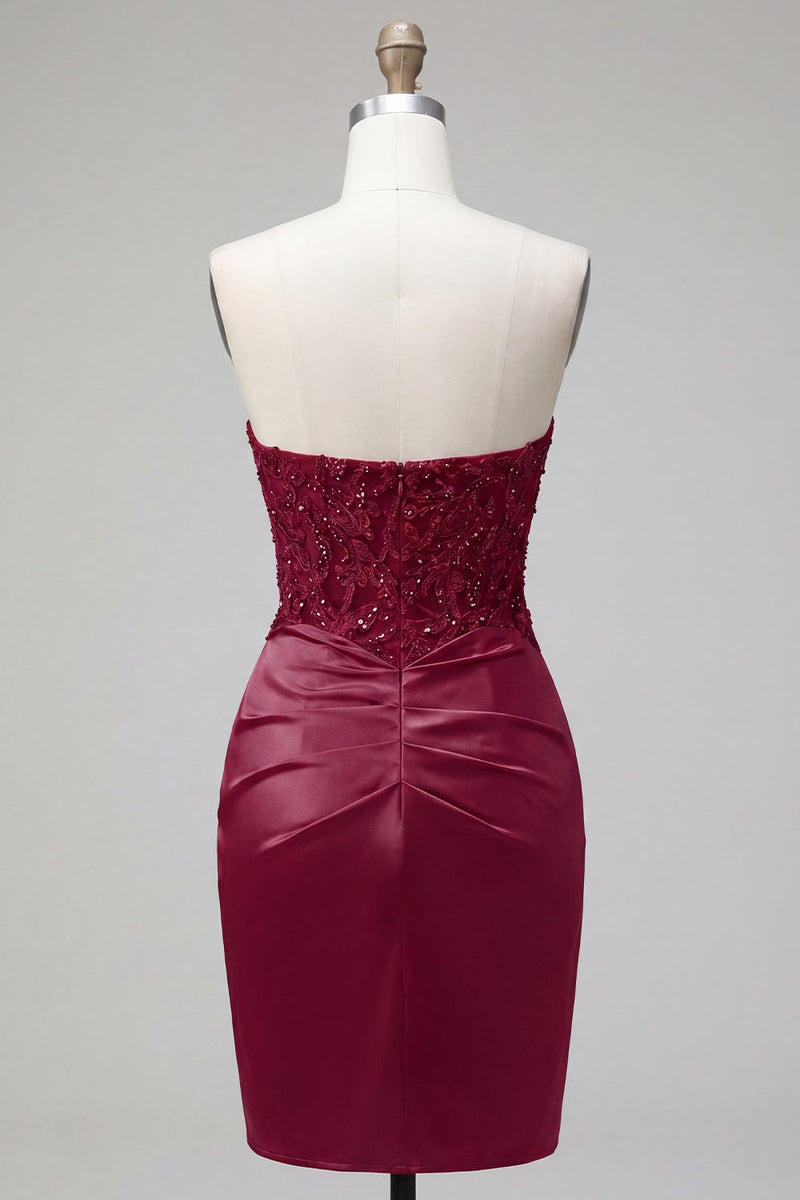 Load image into Gallery viewer, Sparkly Sweetheart Burgundy Tight Beaded Short Ruched Prom Dress