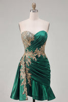 Load image into Gallery viewer, Sparkly Sweetheart Short A Line Dark Green Appliqued Prom Dress with Ruffles