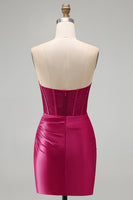 Load image into Gallery viewer, Burgundy Corset Tight Ruched Short Strapless Prom Dress with Beading