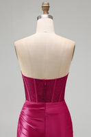 Load image into Gallery viewer, Burgundy Corset Tight Ruched Short Strapless Prom Dress with Beading