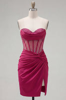 Load image into Gallery viewer, Burgundy Corset Tight Ruched Short Strapless Prom Dress with Beading