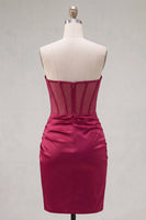 Load image into Gallery viewer, Burgundy Corset Tight Ruched Short Strapless Prom Dress with Beading