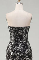 Load image into Gallery viewer, Sparkly Black Tight Short Strapless Ruched Floral Prom Dress with Sequins
