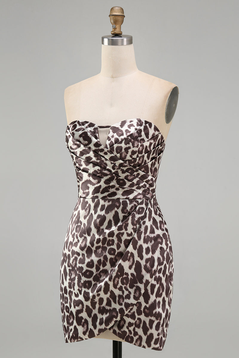 Load image into Gallery viewer, Strapless Coffee Leopard Print Ruched Tight Short Prom Dress